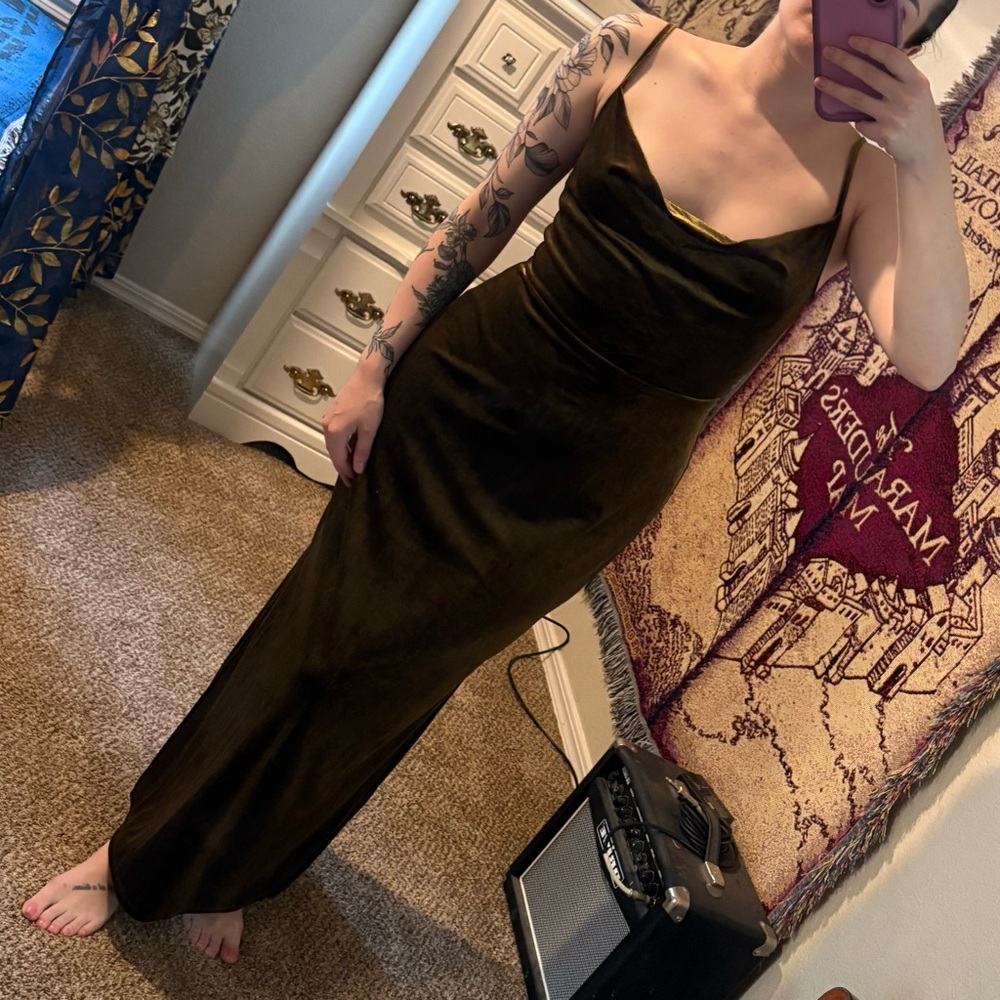 Elegant Olive Velvet Maxi Dress